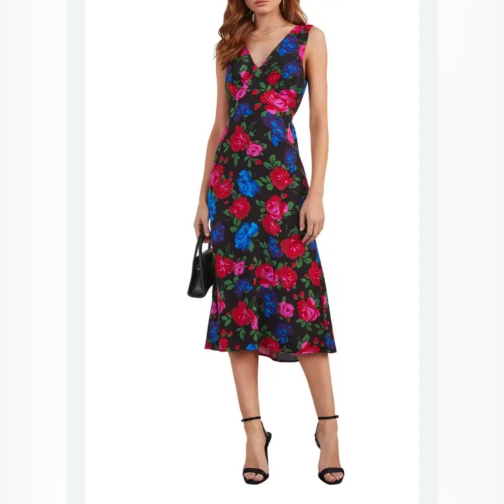VICI Collection
Robbie Floral Sleeveless 
Midi Dress Asymmetrical